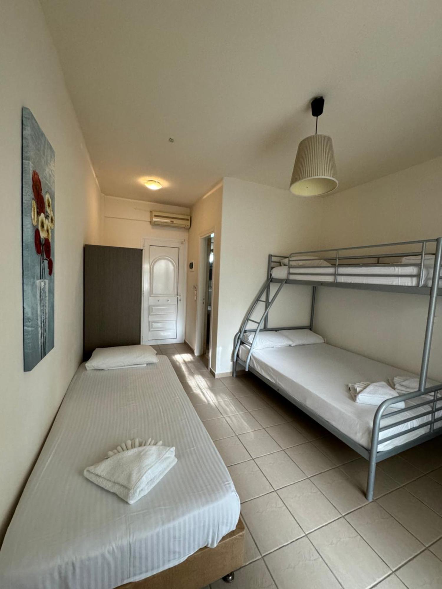 Dafnes Rooms Fourka Buitenkant foto