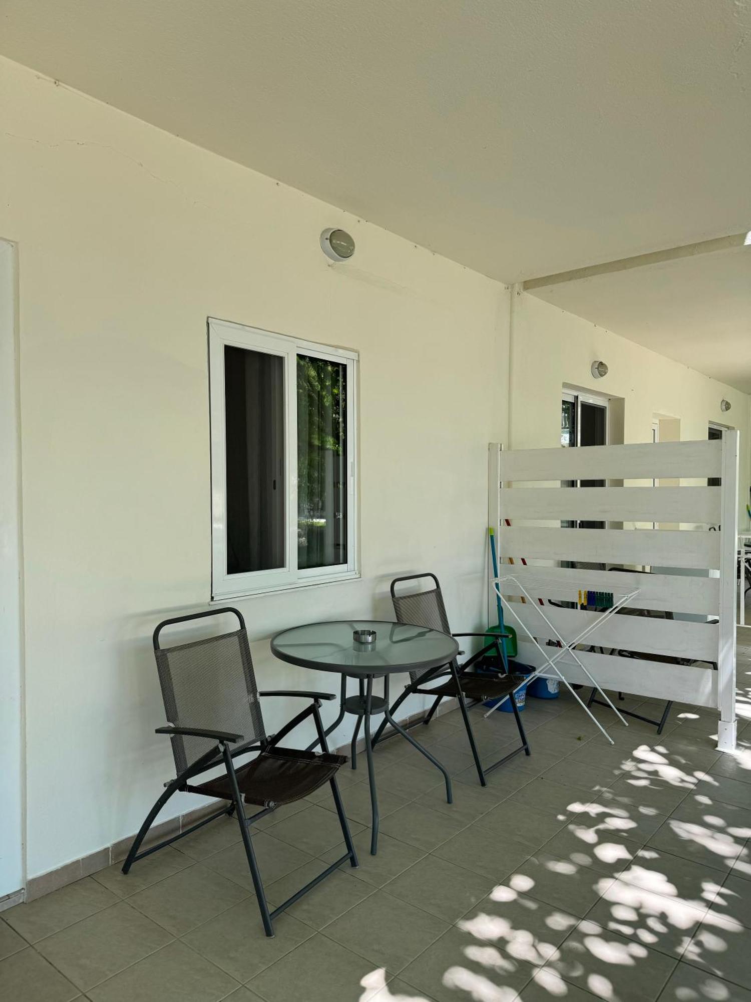 Dafnes Rooms Fourka Buitenkant foto
