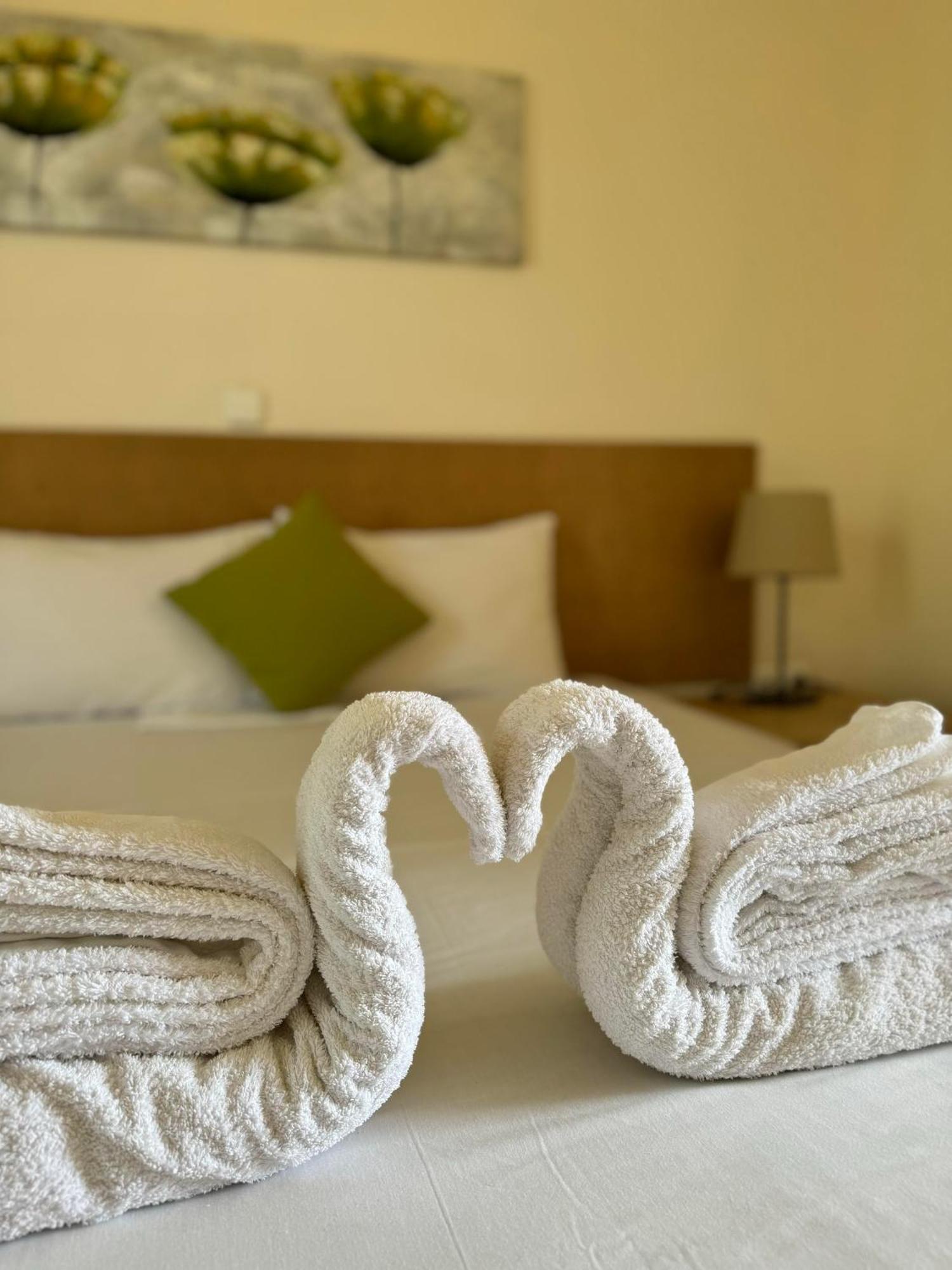 Dafnes Rooms Fourka Buitenkant foto
